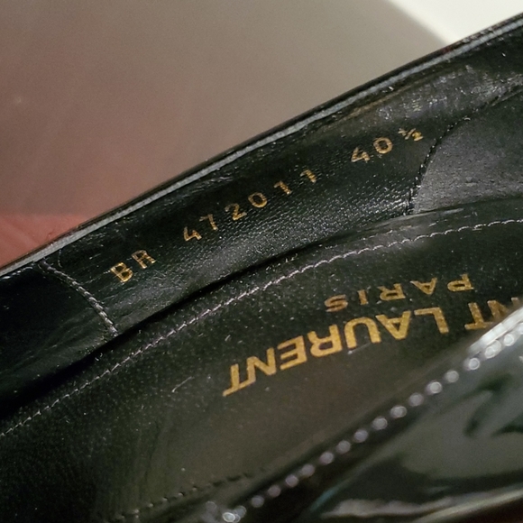 Beautiful Authentic YSL Vernice Chiffon Pumps - Picture 7 of 11